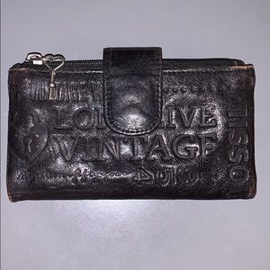 Fossil Wallet